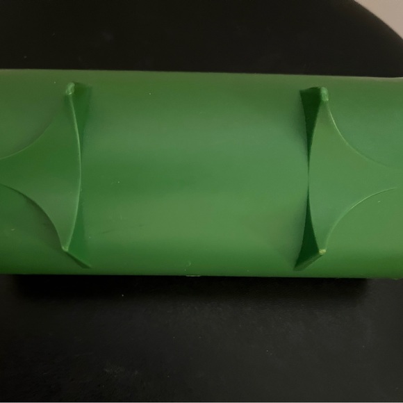 Vintage Mickey Mouse Wrist Watch with Black Strap - Picture 6 of 7